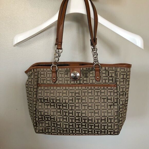 Tommy Hilfiger Purse, Brown Trim - Picture 1 of 4